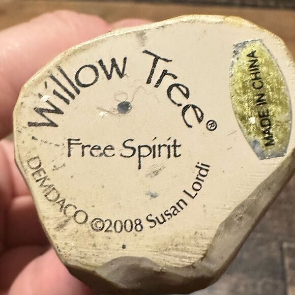 Willow Tree ‘Free Spirit’ Figurine - Picture 5 of 5
